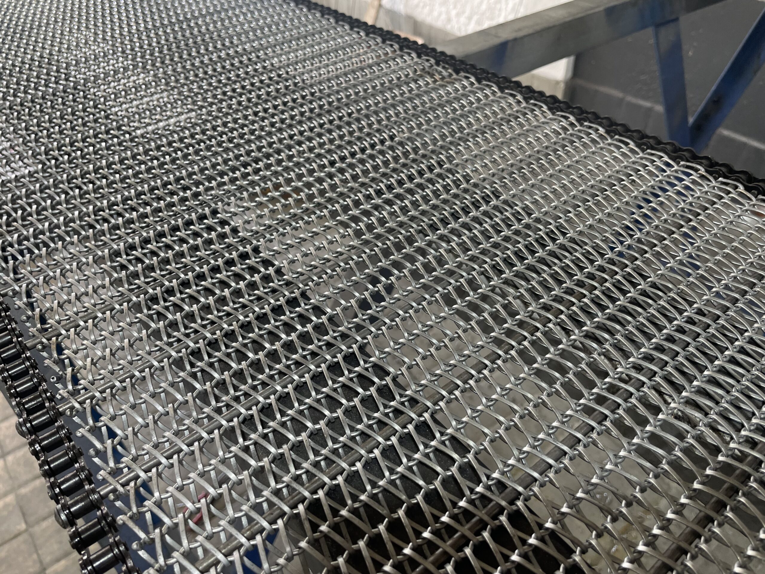 Esteira com correntes